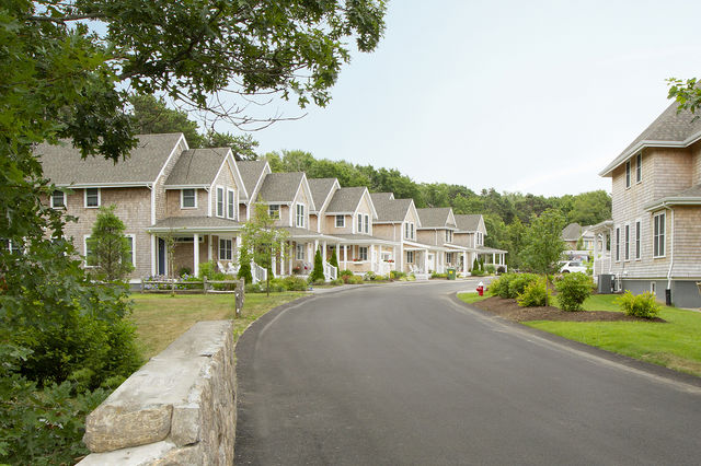 Brewster Landing Entryway